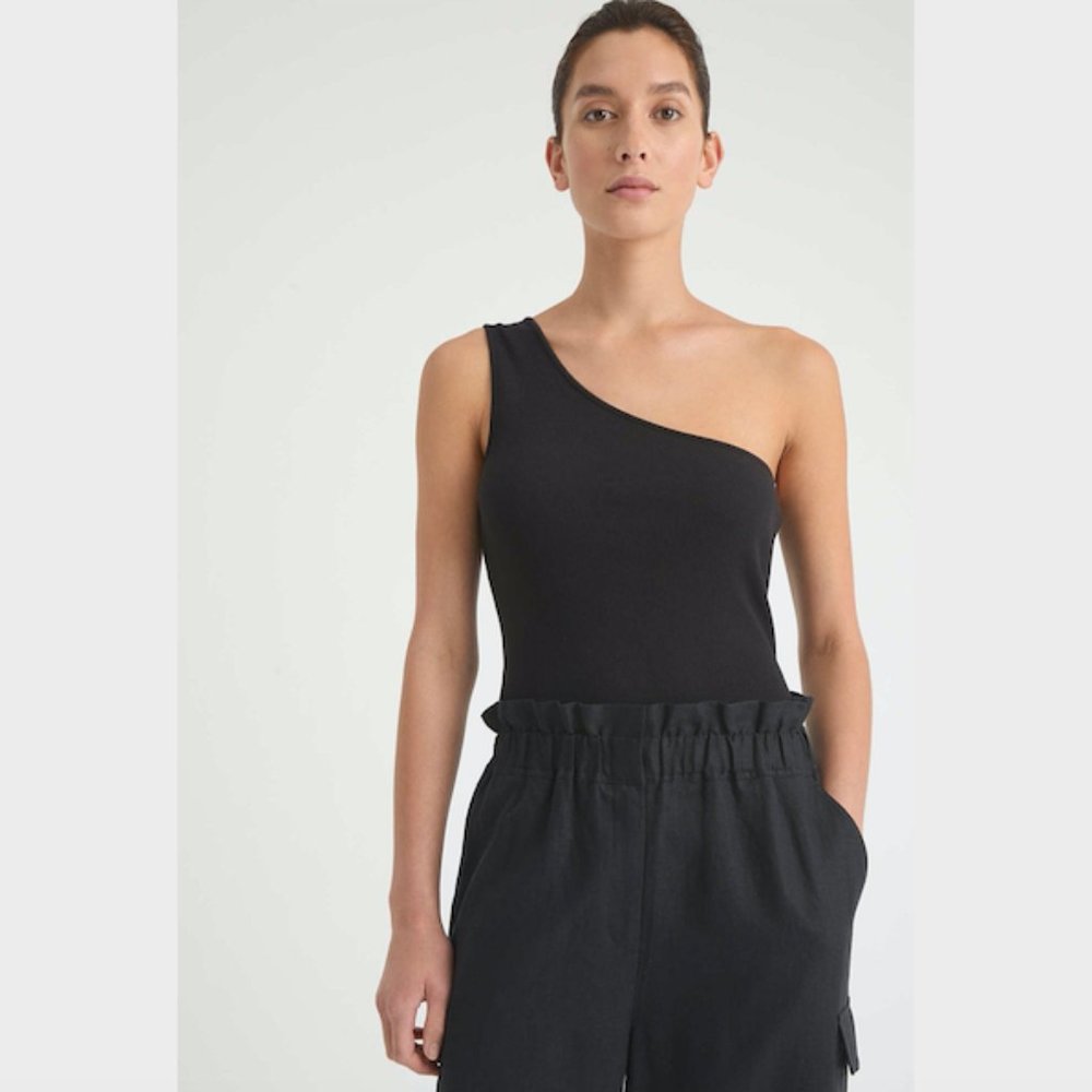 SOLD Witchery Black Asymmetric Rib Tank Top Size S Sleeveless Cotton Blend - Picture 1 of 11